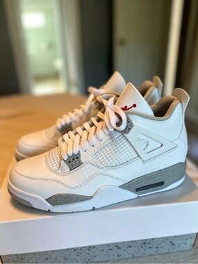 💕 New - Air Jordan 4 white oreo shoes